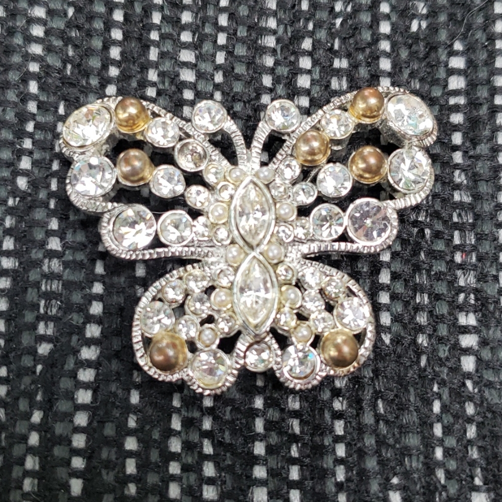 Silver Butterfly Pin
